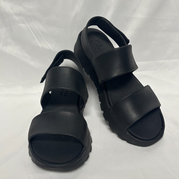 Skechers Shoes - Skechers Womens 7 Foamies Arch Fit Footsteps Day Dream Sandals Black